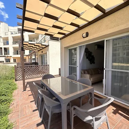 In Thalassa & Retreat *