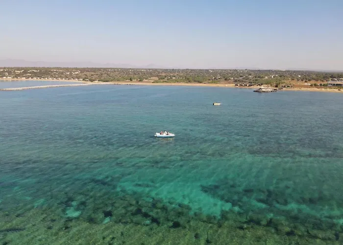 In Thalassa & Retreat * Vokolidha