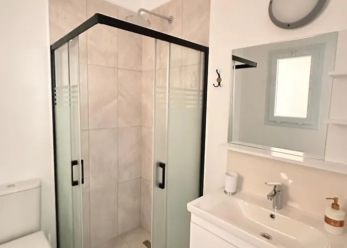 In Thalassa & Retreat * Vokolidha