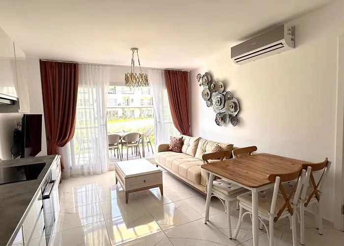 In Thalassa & Retreat *